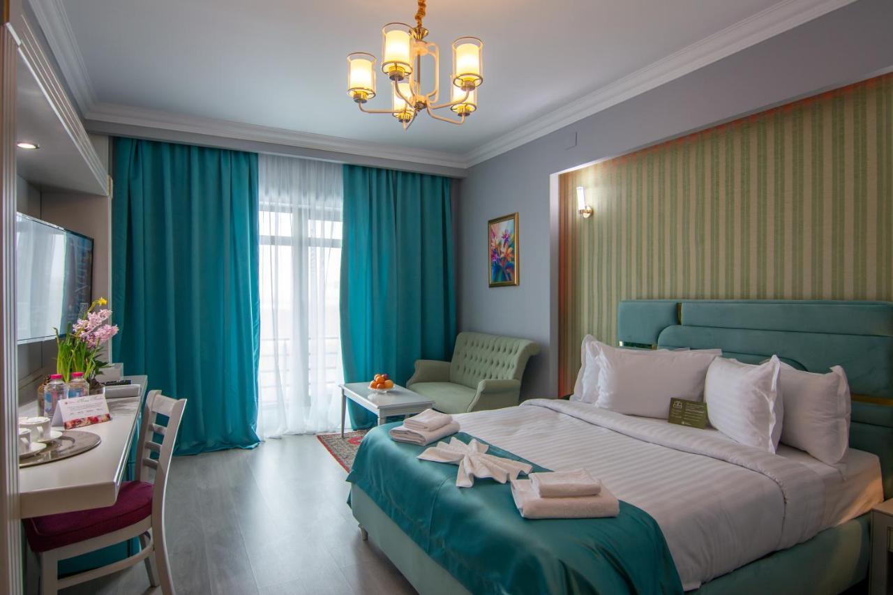 Phoenicia Express Hotel Bukarest Exteriör bild