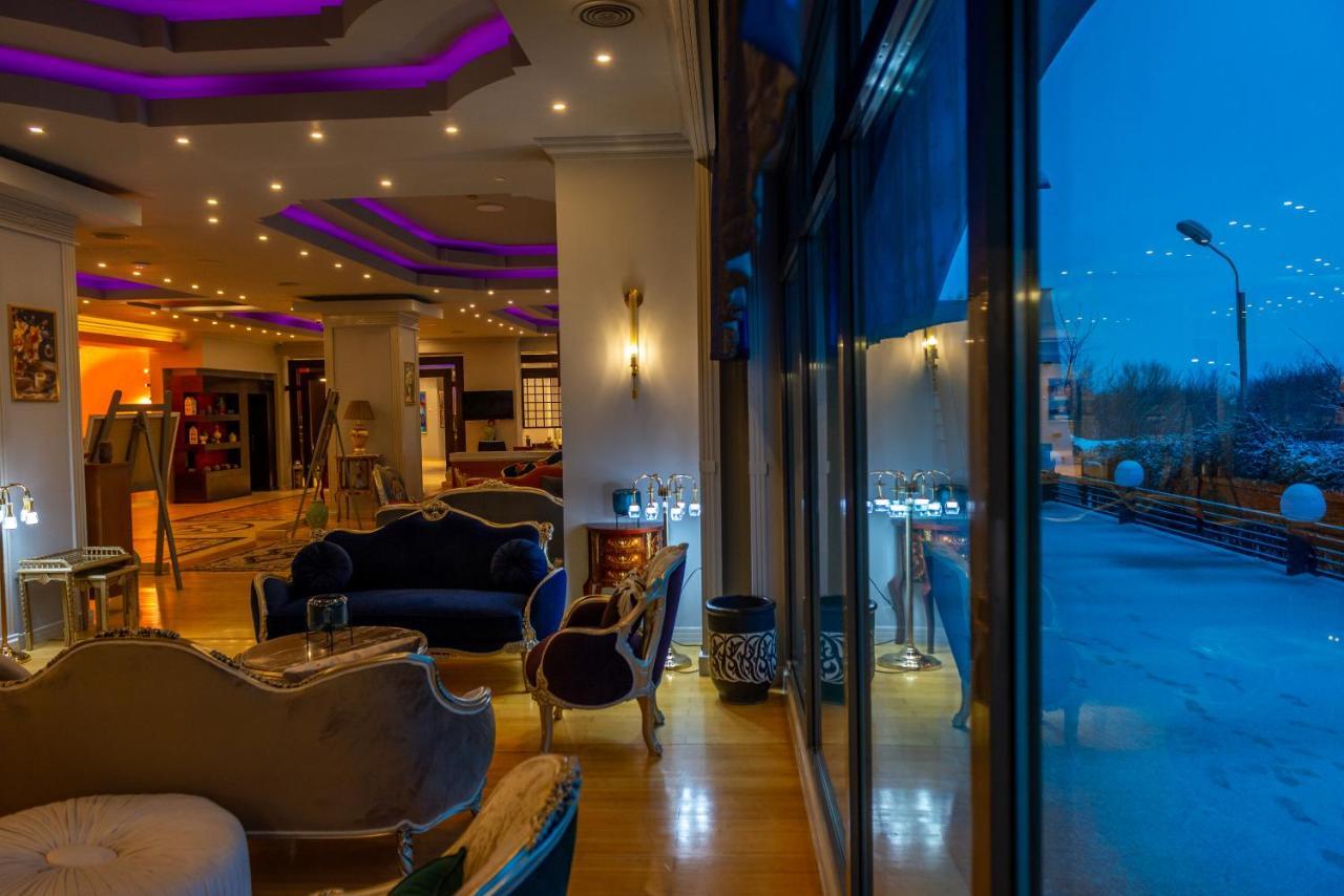 Phoenicia Express Hotel Bukarest Exteriör bild